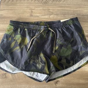 Old navy running shorts size M